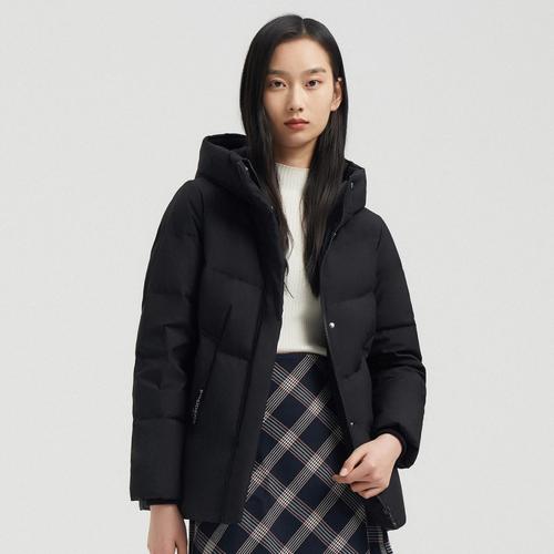 波司登短款女羽绒衣，短款显瘦吗？-图3