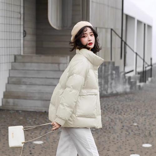 2025羽绒服女装流行趋势是什么？-图3