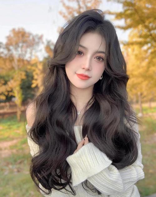 女装发型图片大全,哪种发型最显气质?-图1 女装发型图片大全,哪种发型最显气质?-图1