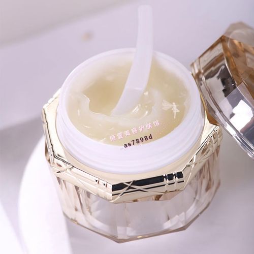 倾城之恋护肤品到底怎么样?-图1 倾城之恋护肤品到底怎么样?-图1