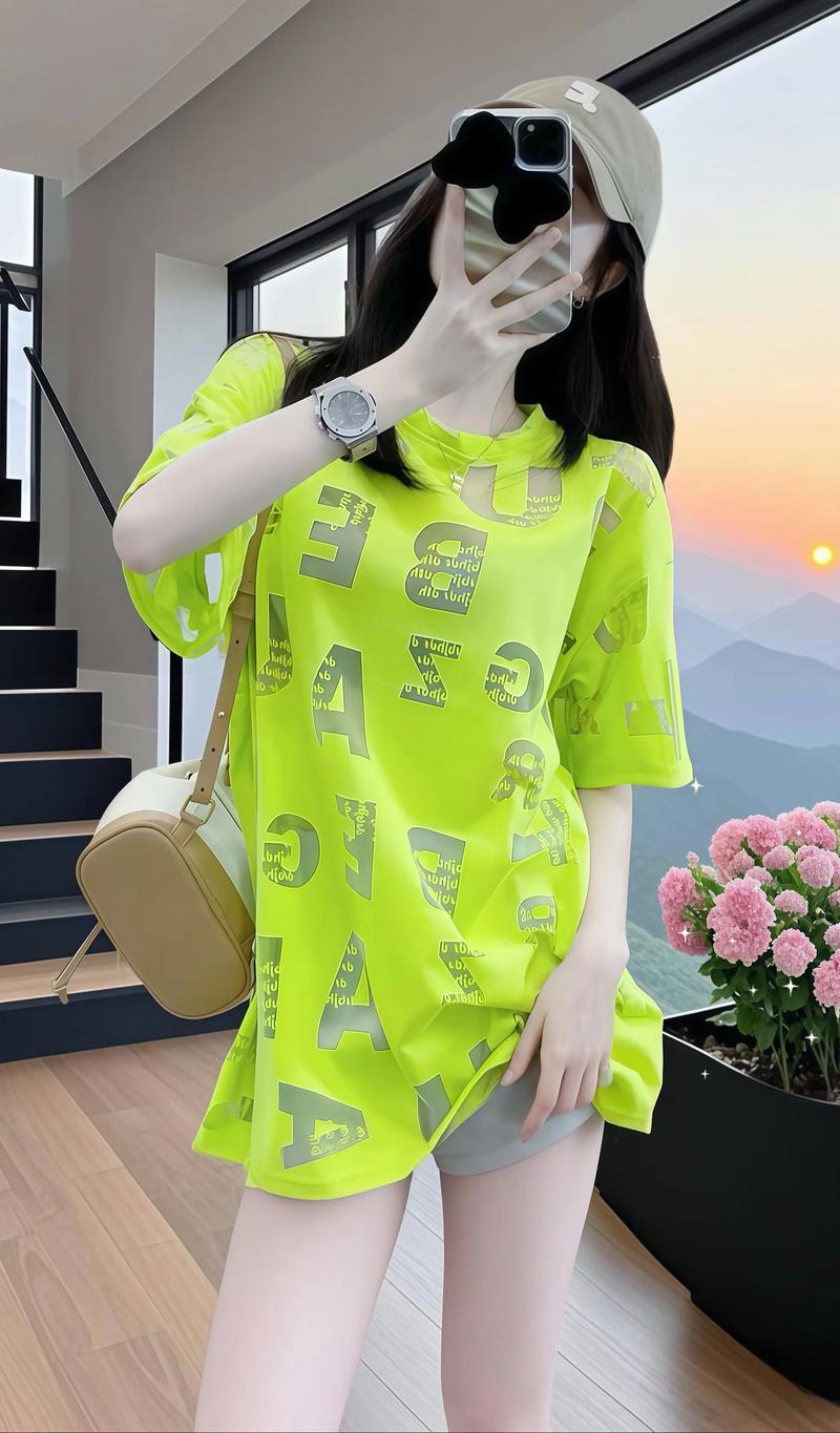 2025女装潮流怎么搭才时髦？-图1