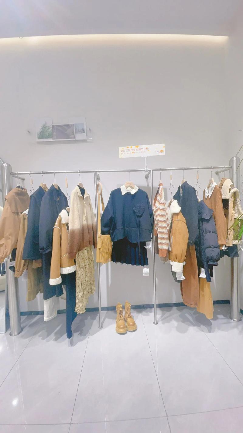 长款女装陈列技巧有哪些？-图2