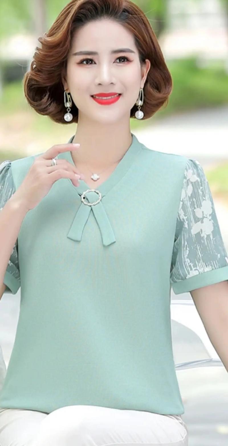 老年女装小款短袖上衣哪里买？-图3