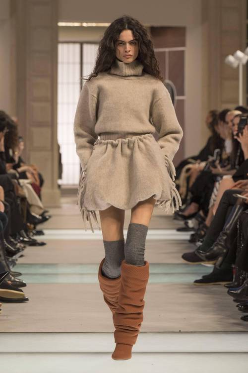 路易威登女装视频,藏着多少高级时装巧思?-图2 路易威登女装视频,藏着多少高级时装巧思?-图2