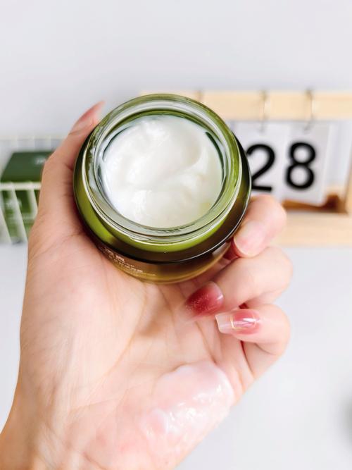 护肤品长期使用会有依赖吗？-图2