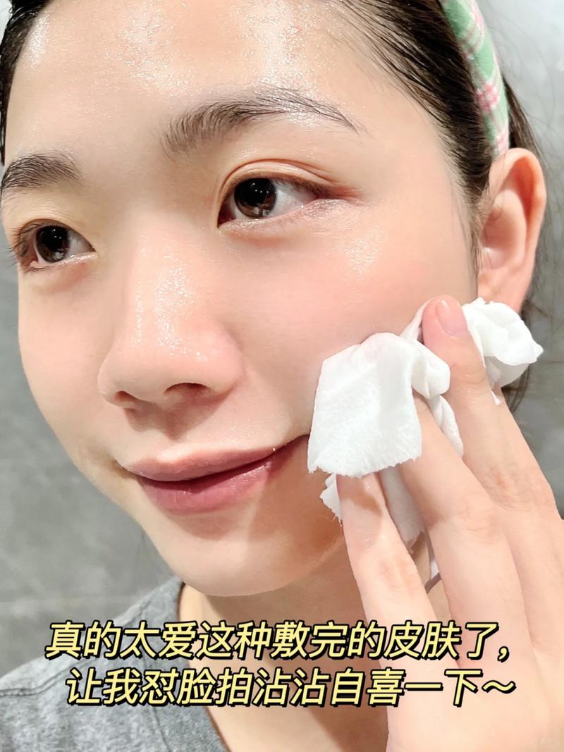 护肤品擦了发热正常吗？-图3