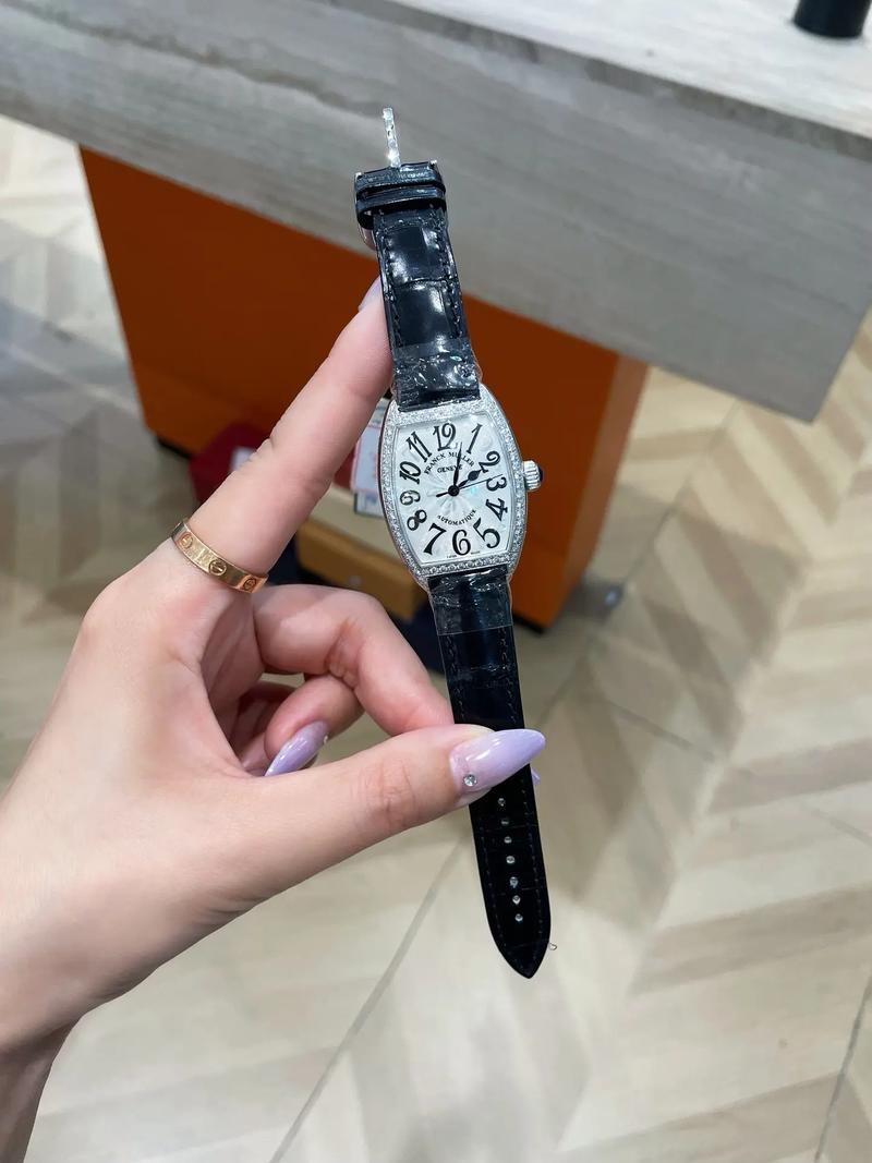 时尚女装手表图片,哪款最适合你?-图1 时尚女装手表图片,哪款最适合你?-图1