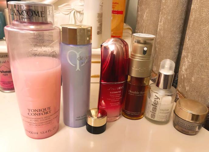 晚上护肤该擦哪些？-图1