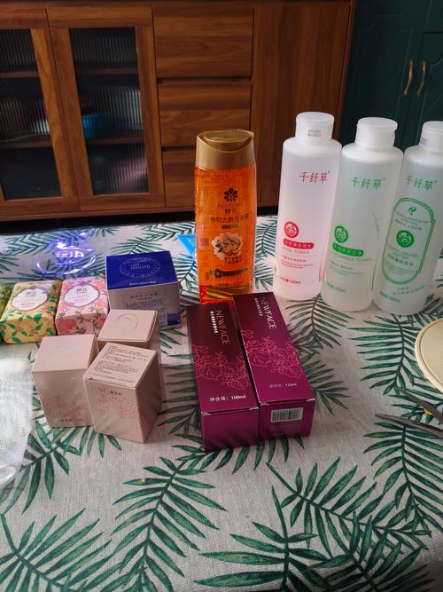 千纤草哪款祛痘好用？-图1