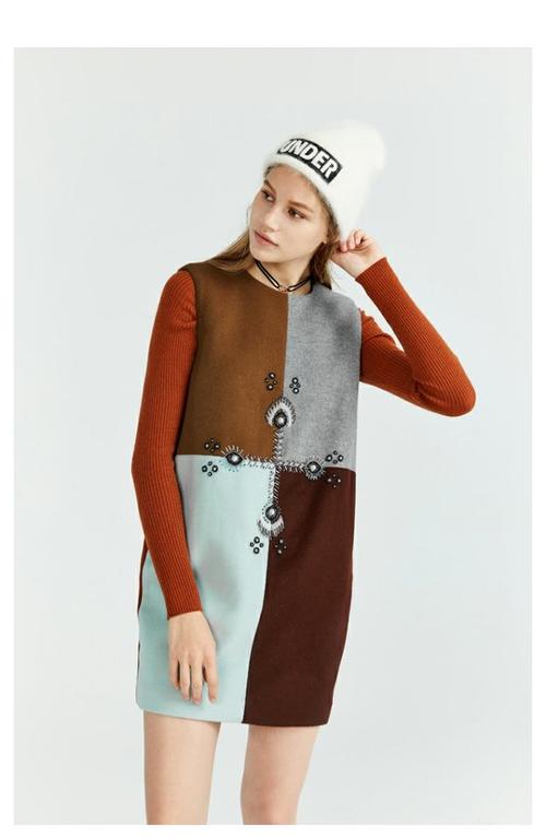 太平鸟女装毛呢连衣裙怎么样？-图2