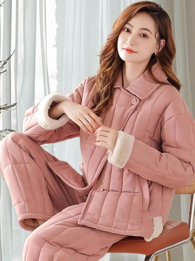 女装家居棉服套装图片，哪种款式最保暖舒适？-图1