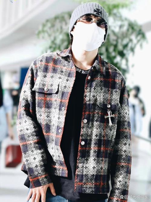 明星款女装短袖外套，今年流行什么？-图1