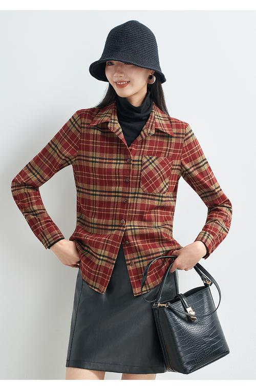 例格女装2025秋装有何新亮点？-图1