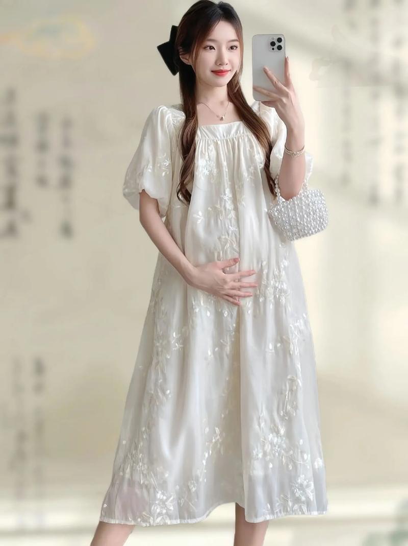 通勤装孕妇女装品牌怎么选?-图3 通勤装孕妇女装品牌怎么选?-图3