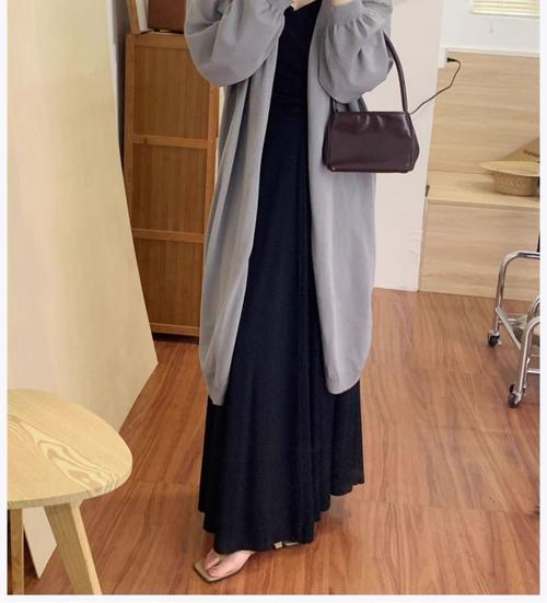 夏天穿长装外套不热吗?-图1 夏天穿长装外套不热吗?-图1