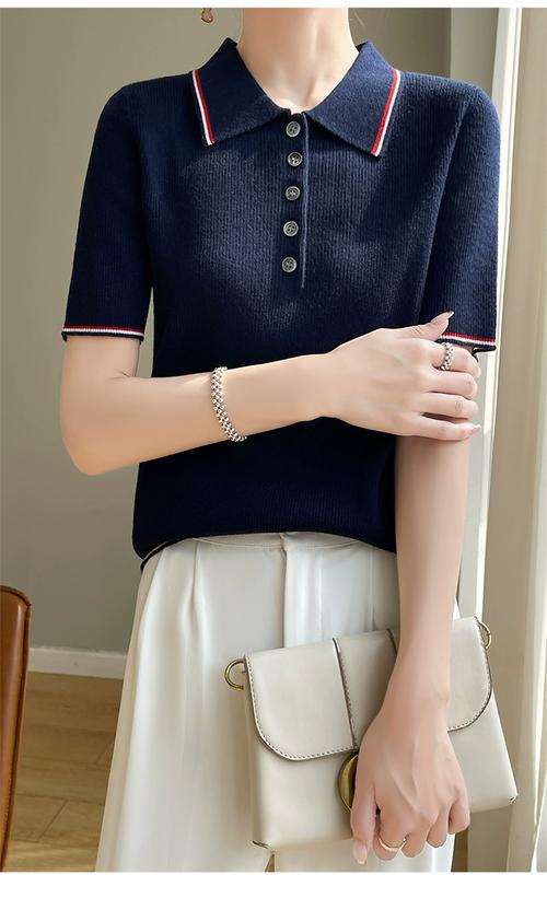 韩版羊毛短袖女装怎么搭更显气质？-图2