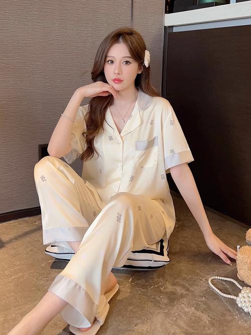 真丝睡衣夏天怎么选？-图1