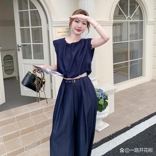 女装穿搭语言如何结束？-图1