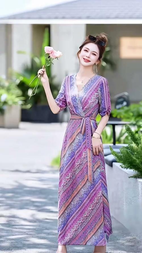 2025复古女装淘宝怎么选？-图1