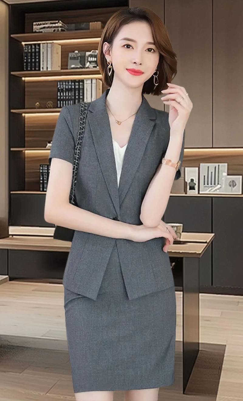 夏天工作套装女装短袖选款要注意什么？-图1