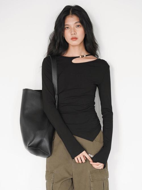 2025秋季显瘦女装怎么选才时髦？-图2