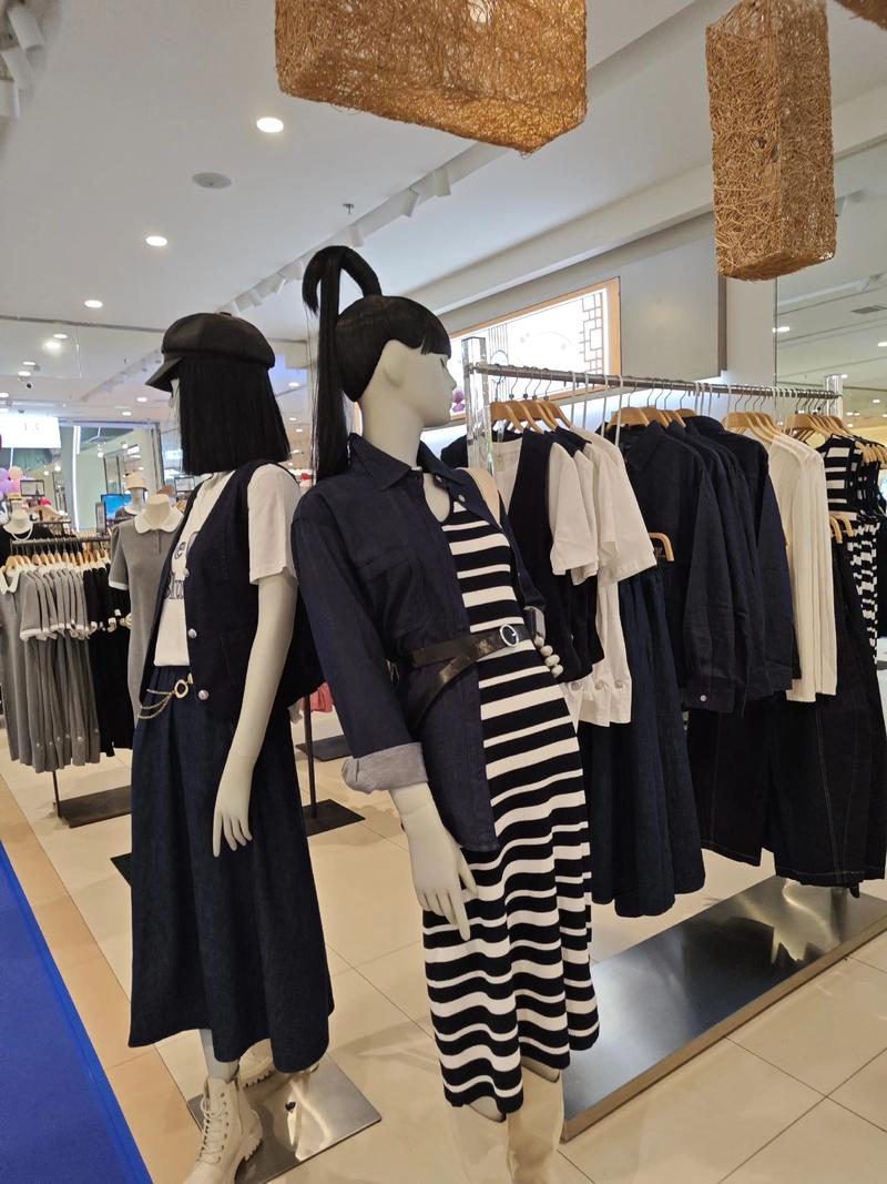 2025以纯新款女装有哪些亮点值得期待?-图2 2025以纯新款女装有哪些亮点值得期待?-图2