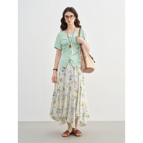 2025收腰女装怎么选？显瘦又时髦的上衣有哪些？-图1