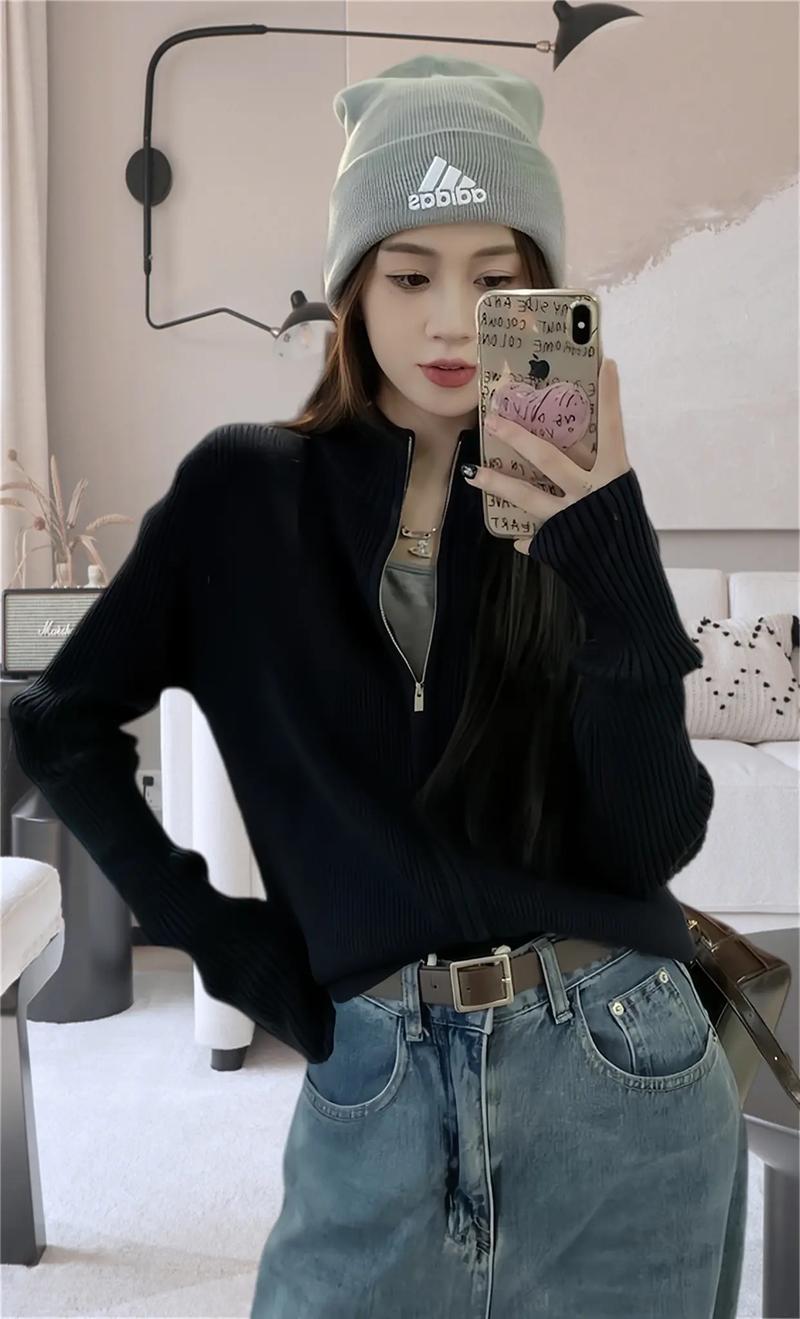 黑色时尚个性女装图片-图1 黑色时尚个性女装图片-图1