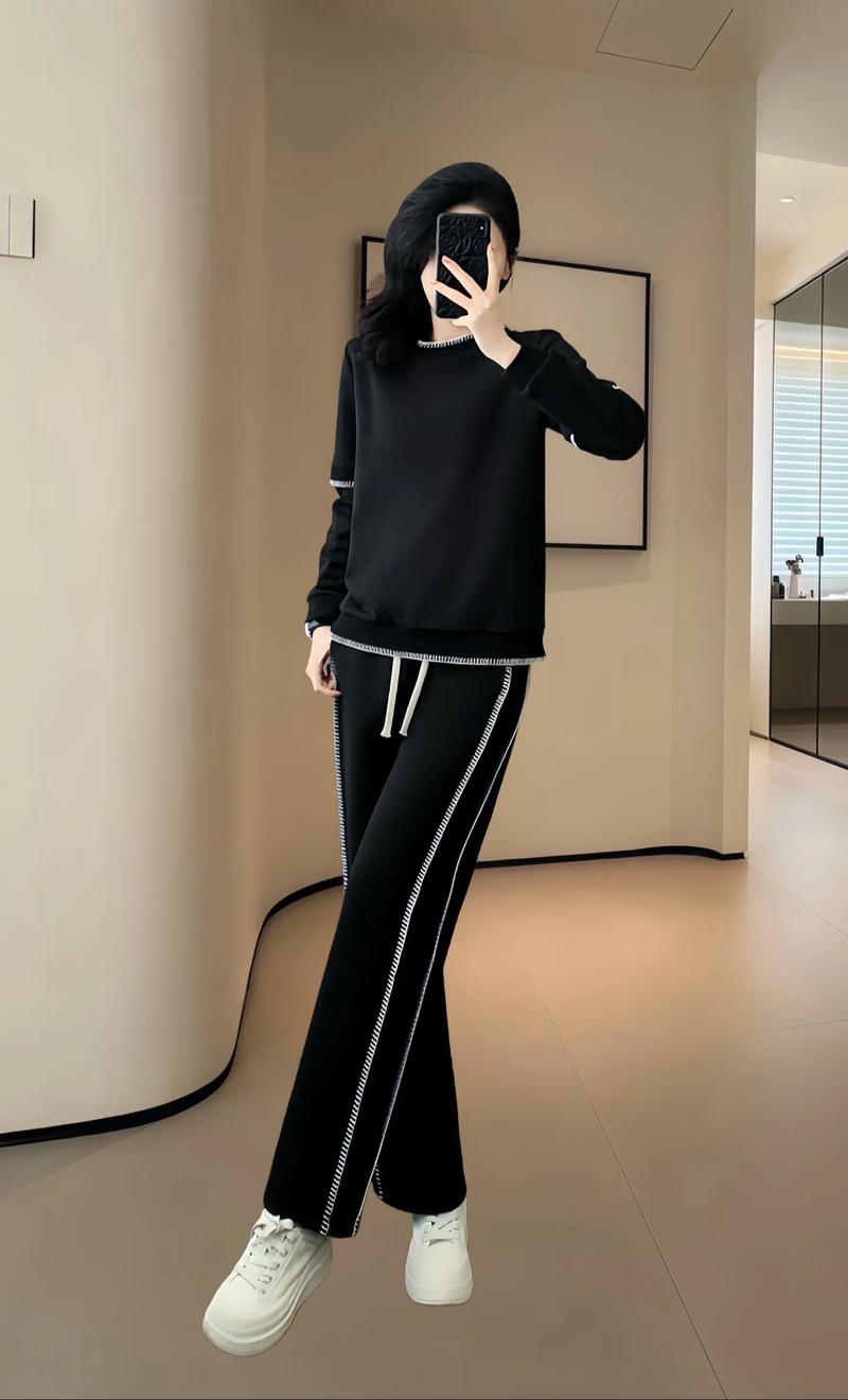 2025新年女装休闲风怎么搭?-图2 2025新年女装休闲风怎么搭?-图2