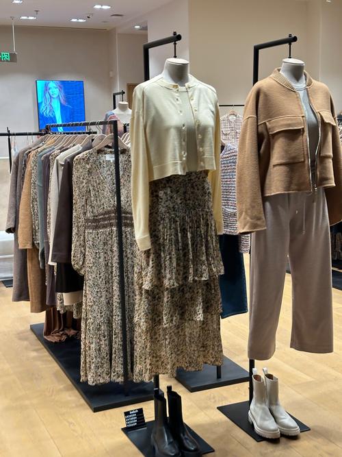 加盟时尚休闲大牌女装有哪些优势？-图1