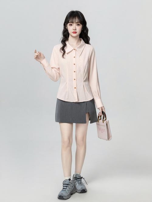 今秋流行女装上衣有哪些款式？-图3