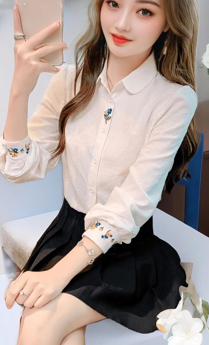 今秋流行女装上衣有哪些款式？-图2