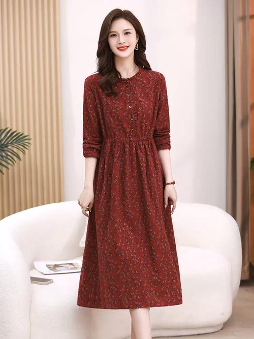 春装女装连衣裙长袖选款有何技巧?-图2 春装女装连衣裙长袖选款有何技巧?-图2