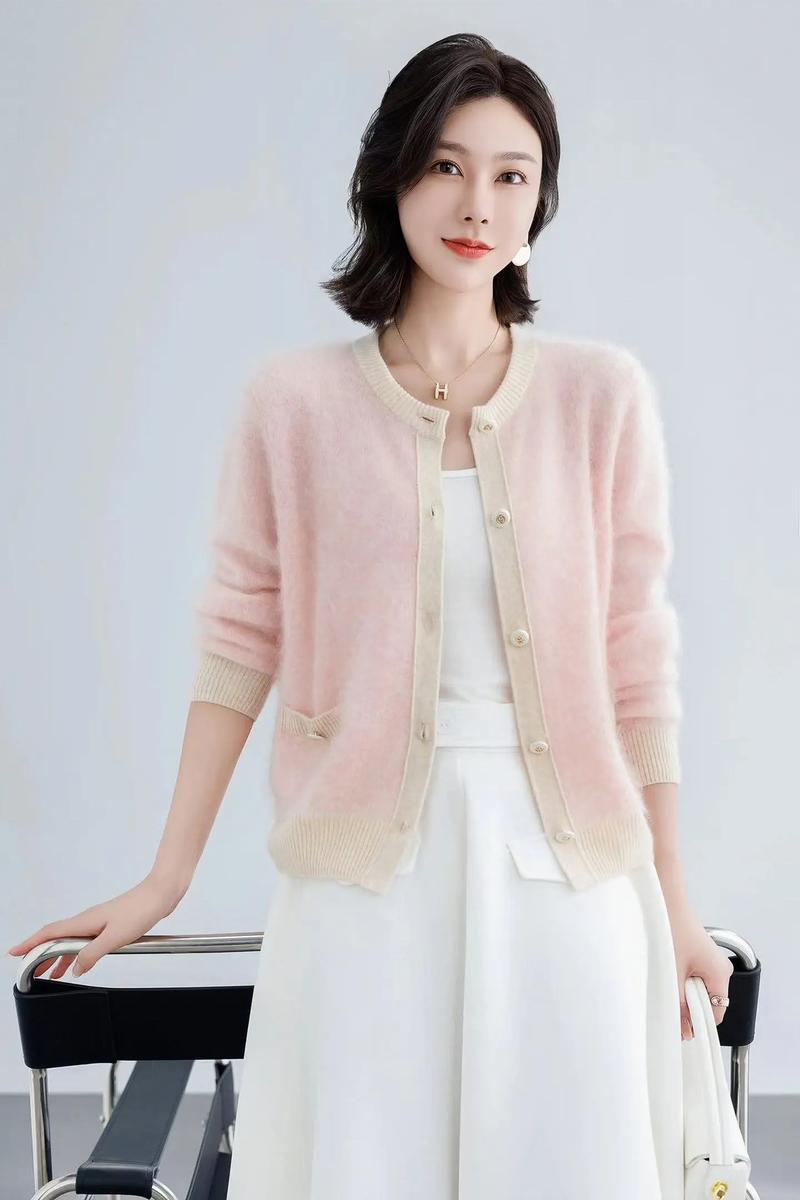 秋季女装搭配怎么搭出可爱感？-图2