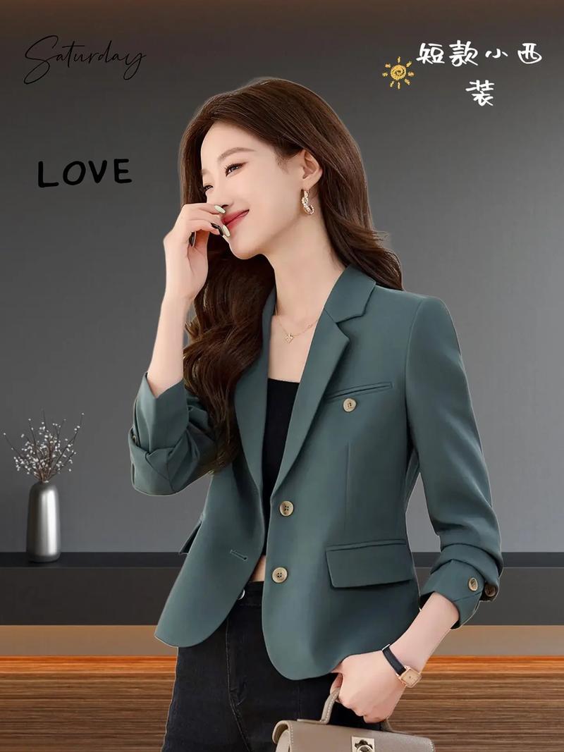 春季新款女装休闲外套，怎么选才时髦？-图2