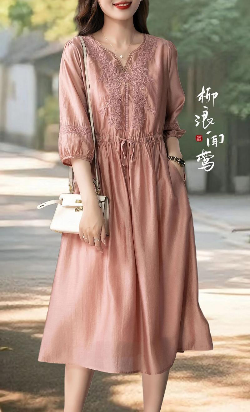 今夏女装流行色有哪些？-图3