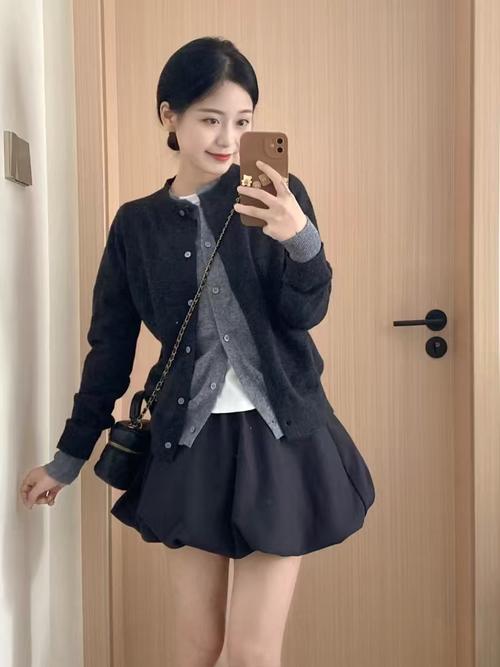 2025女装潮流趋势怎么搭才出彩？-图2