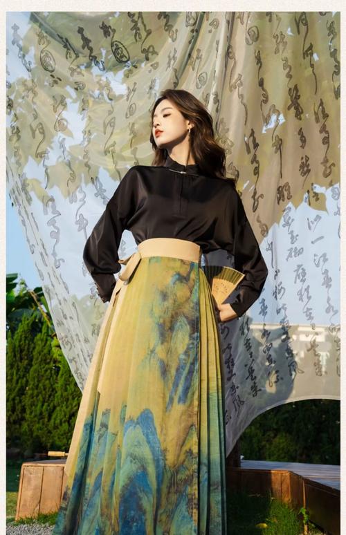 中国流行女装图片有哪些新款趋势？-图1