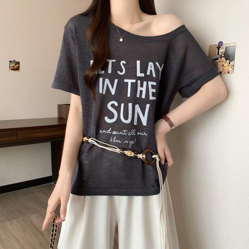 2025微胖女装半袖，选款显瘦有技巧？-图1