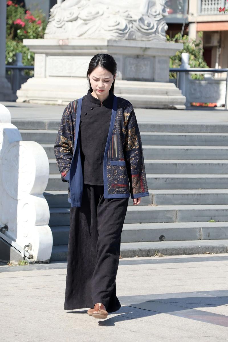 秋冬棉麻民族文艺女装-图1