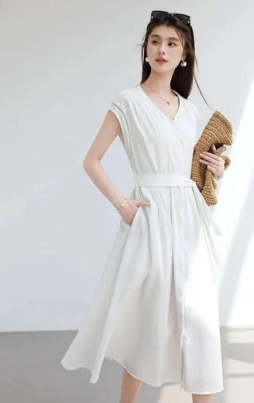 夏女装展，哪些单品最吸睛？-图2