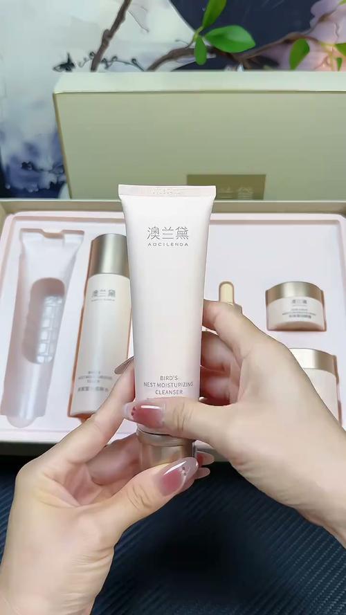 孕期补水护肤品怎么选最安全？-图2