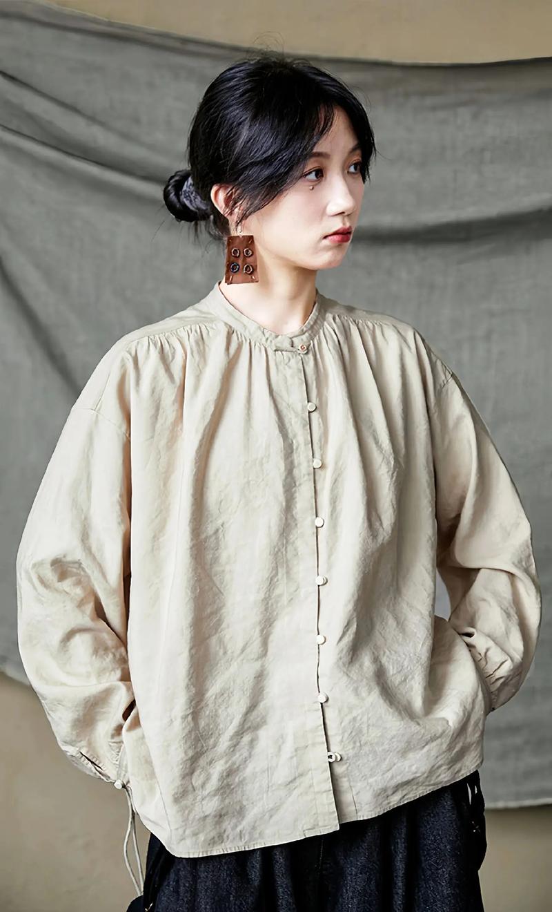 秋季衬衫女装图片欣赏-图1