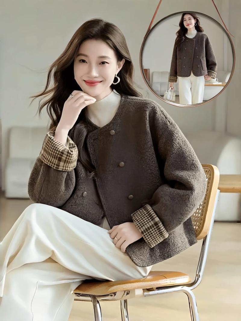 短款毛呢外套怎么搭显瘦又时髦？-图2