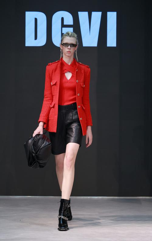 时尚国际女装图片大全，有哪些最新款？-图3