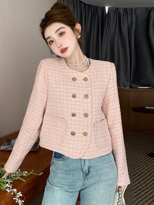 秋季短款外套女，短款怎么选？-图2