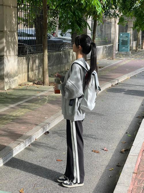 校园女装怎么搭才好看？-图1