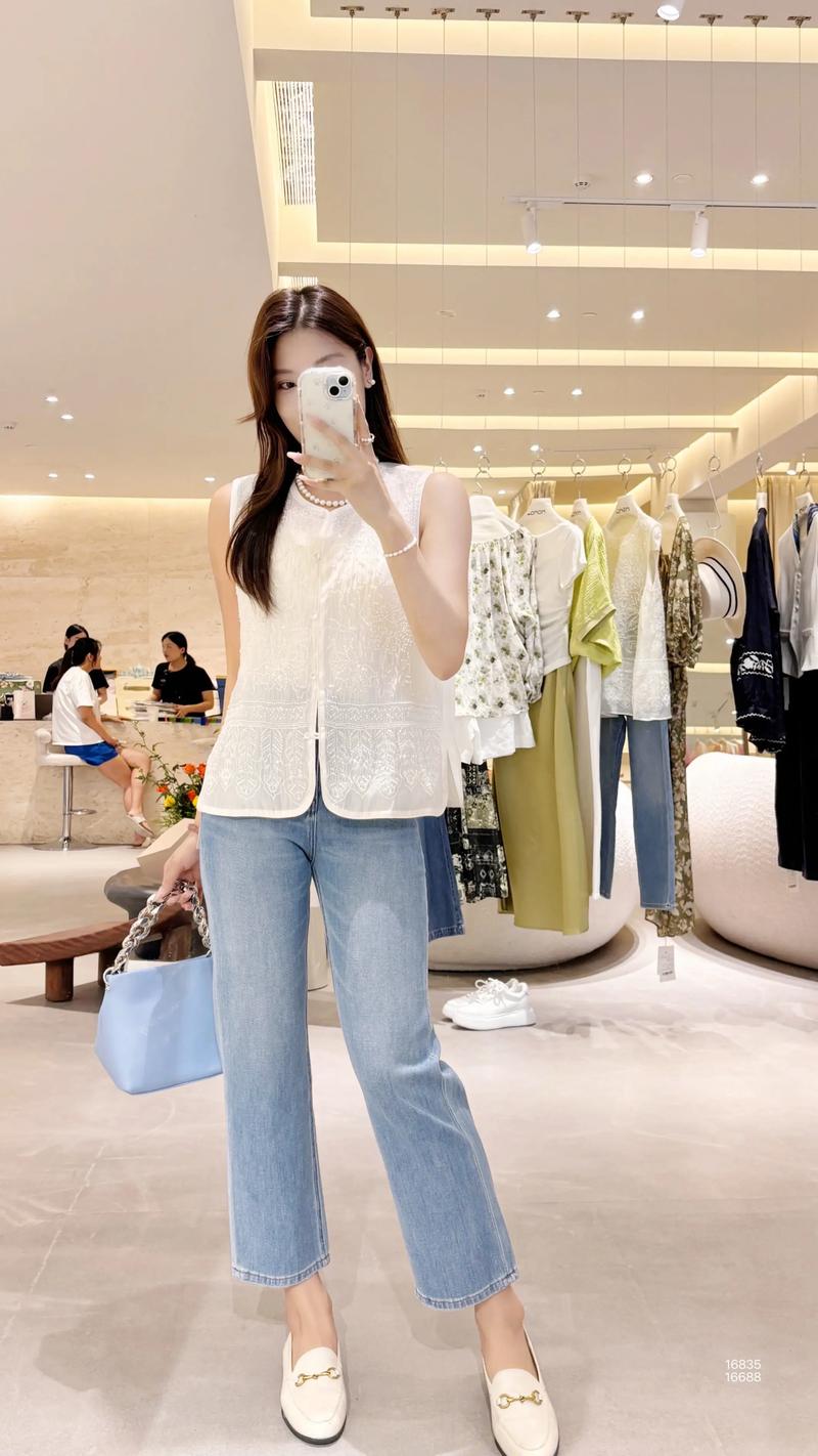 上海夏季女装图片大全，2025新款有哪些？-图2