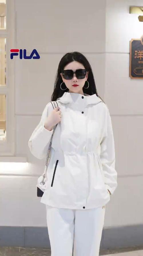 2025新款女装衣，设计亮点有哪些？-图3