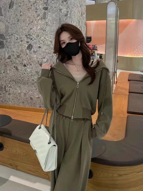 2025韩版新款女装，有哪些流行元素？-图3